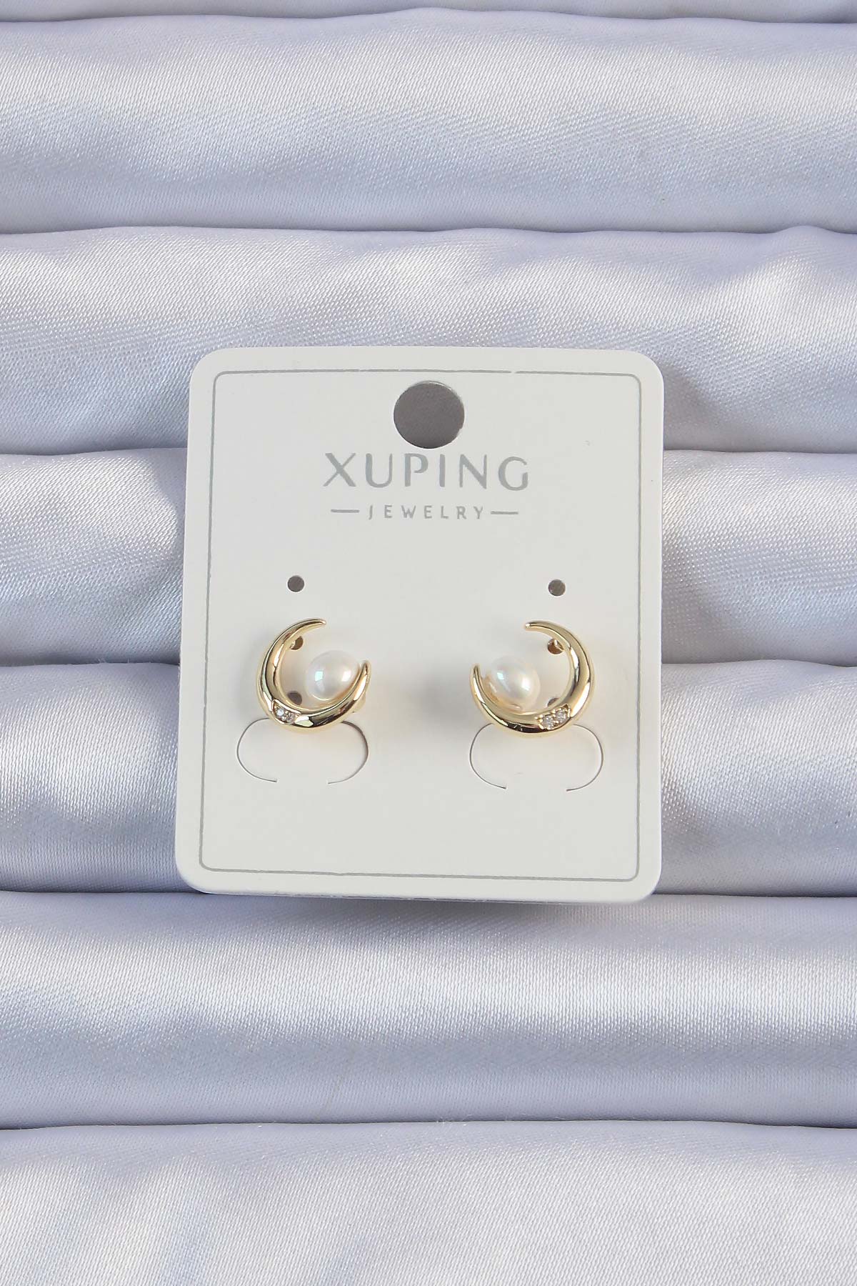 Xuping%20Gold%20Renk%20Zirkon%20Taşlı%20İncili%20Ay%20Küpe